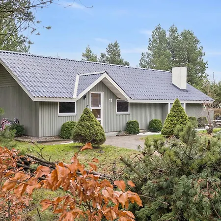 With Sauna And Nature Vakantiehuis