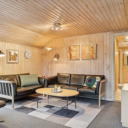 With Sauna And Nature Ferienhaus *