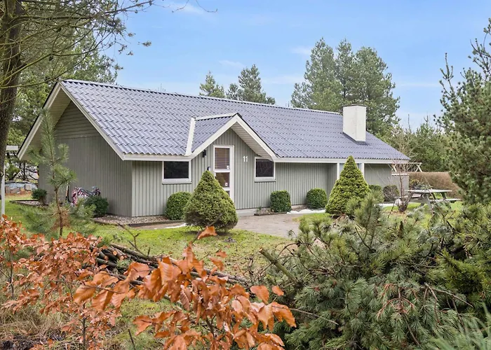 With Sauna And Nature Semesterbostad